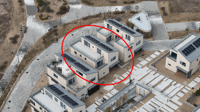 본건 항공경사사진