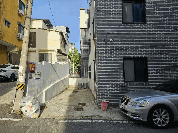 본건 북측 경계 주위환경