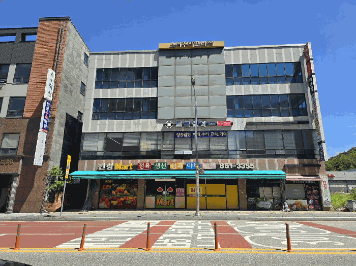 대상물건 남측에서의 전경