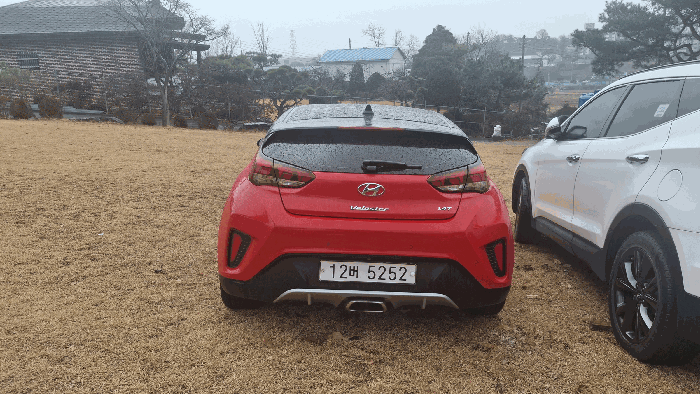 자동차(후면 부분)