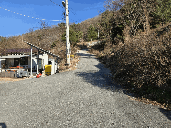 기호6 및 기호7( 이상 현황'도로 ) 남서측 전경(前景)
