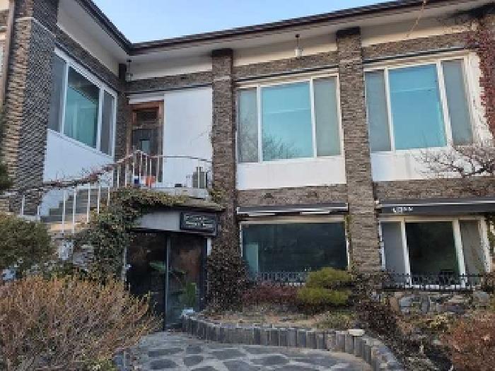 2025타경10798