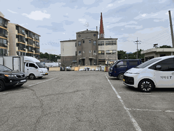 101동 남측 지상주차장 및 단지내 상가