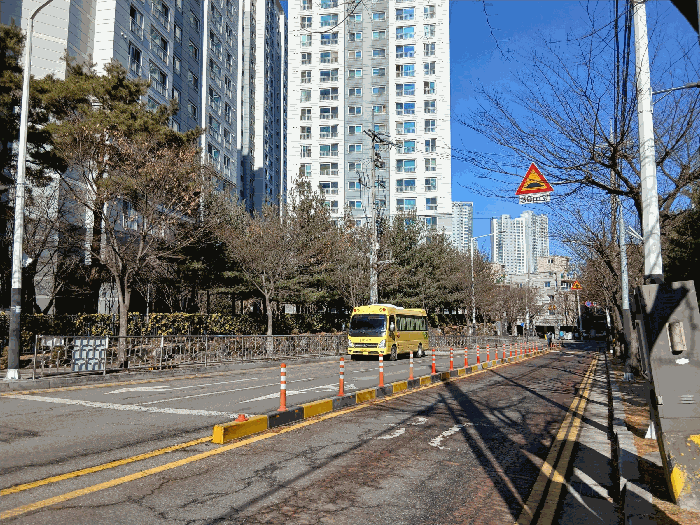 남측 도로