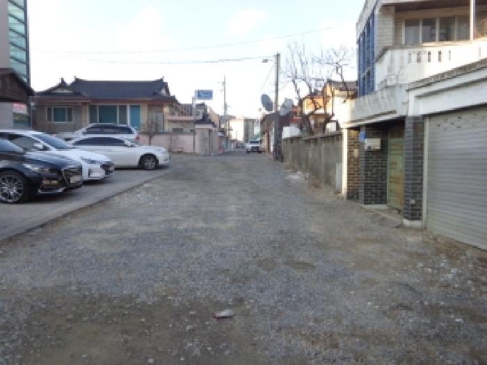 남쪽에서 바라본 모습