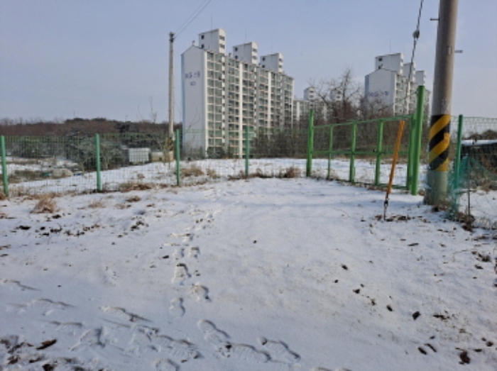 남서쪽부분(울타리)