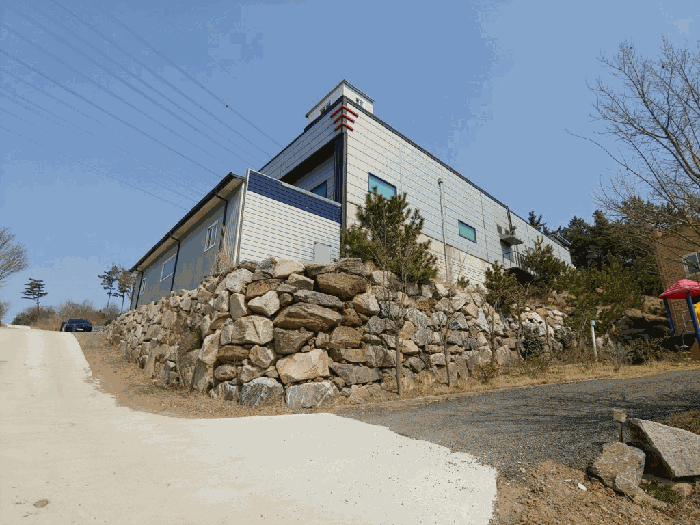 기호(1,2) 및 제시외건물 ㉡ 전경