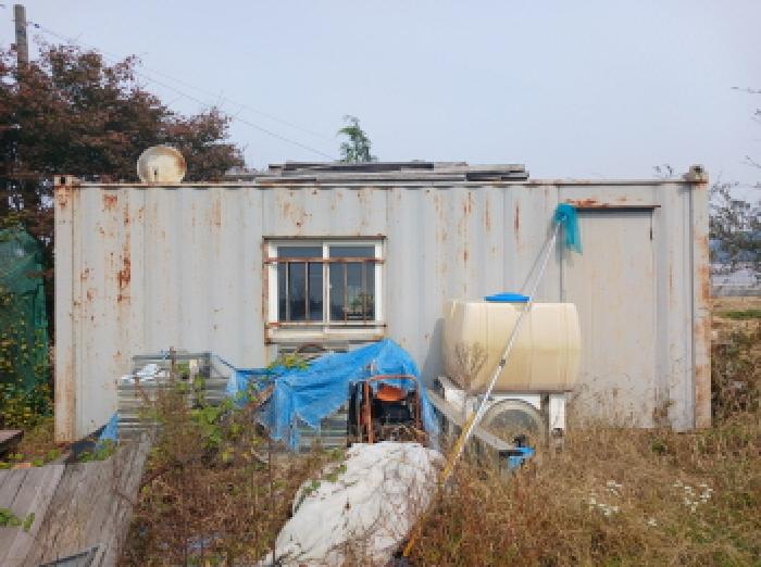 목록3 북쪽 부분, 제시외 컨테이너