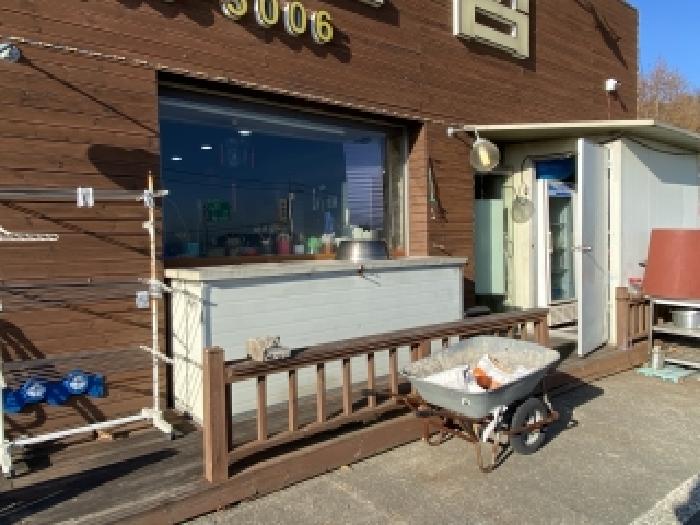 목록 2 중화대반점 식당 전면 제시외 창고 및 구조물