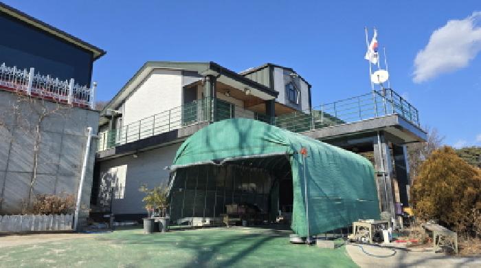 경북 칠곡군 기산면 평복리 928-1. 928-7. 양지상의 2층 건물의 전경(제