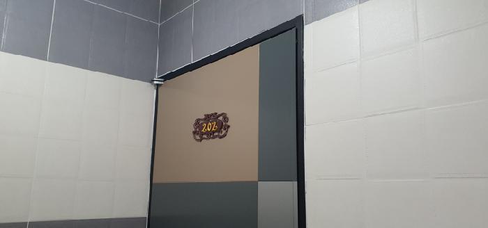 202