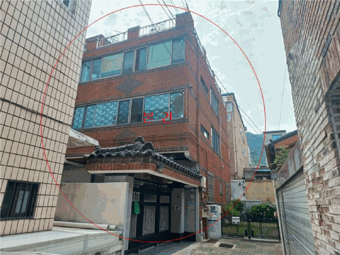 본건 전경 - 북서측 인근에서 촬영