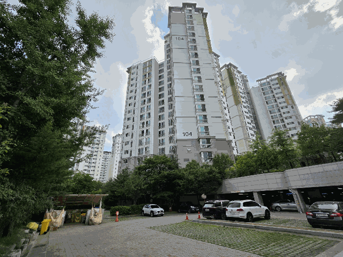 기호 2 : 북동측에서 본 전경