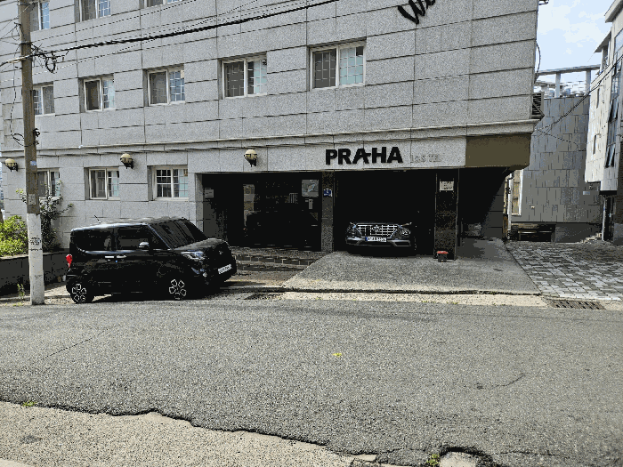 1층 출입구