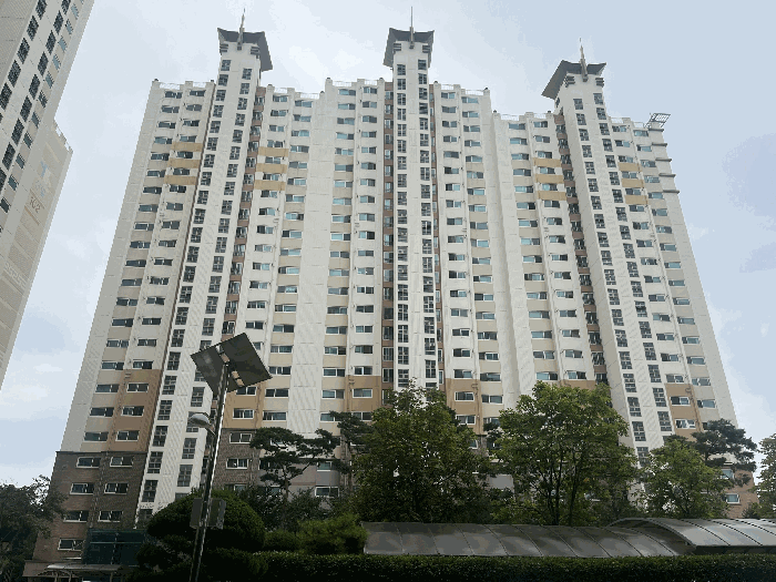 2025타경8883