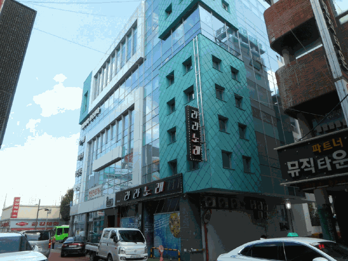 본건 전경(건물 전체)