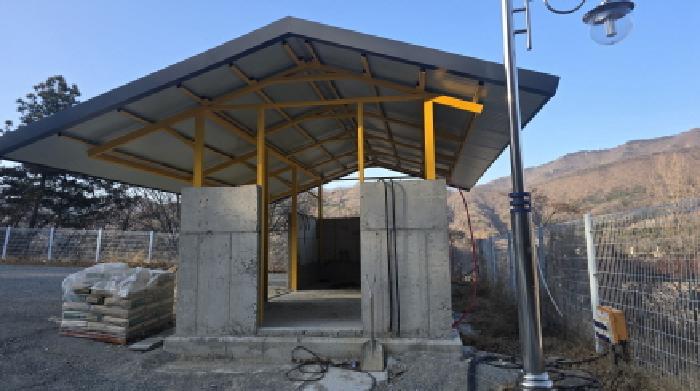 경북 칠곡군 석적읍 도개리 949-5. 지상의 전경(제시외 건물 공사 중)