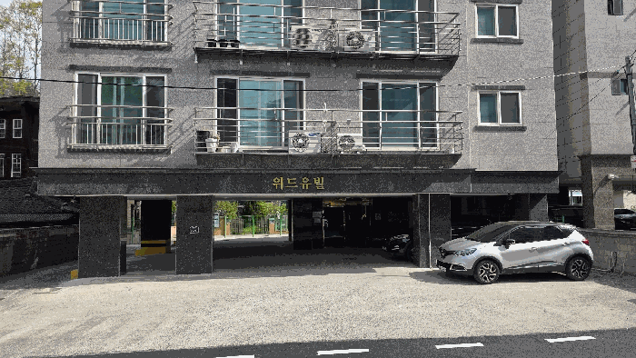 위드유빌 1층 주차장 전경