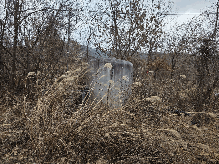 기호1 지상 이동이 가능한 탱크 전경