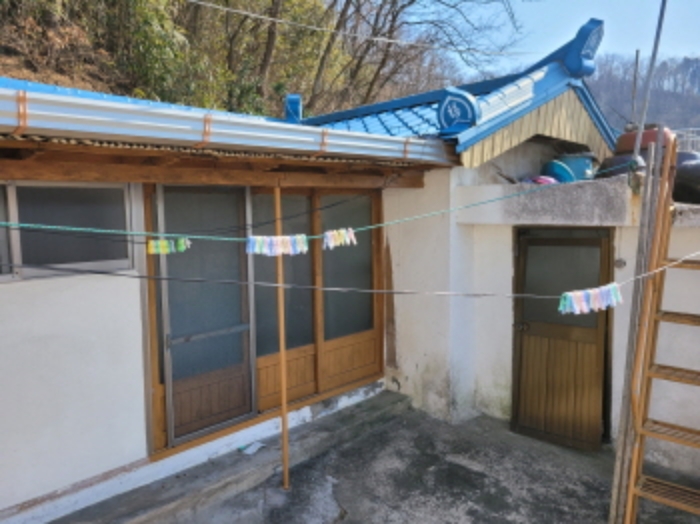 2022타경10215