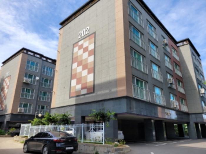 2022타경10437[8]