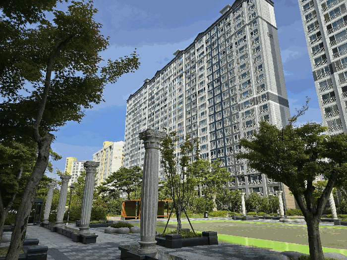 본건 전경(남동측에서 촬영)