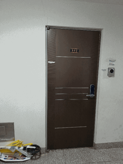 본건 대문