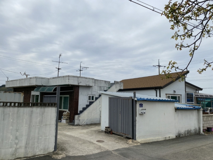 본건전경 - 남동측에서 촬영