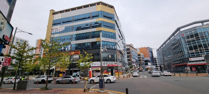 본건 전경(본건 남측 인근에서 촬영)