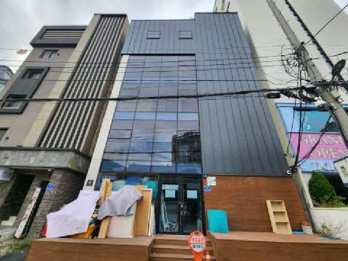 부산광역시 부산진구 월드컵대로474번길 25
건물전경
