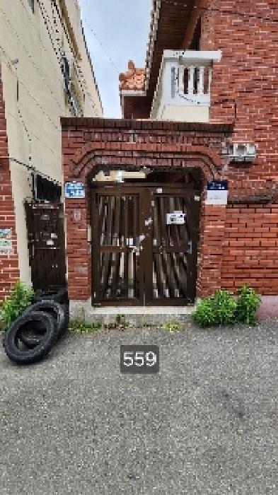 본건 전경(*안내문 꽂아둠)