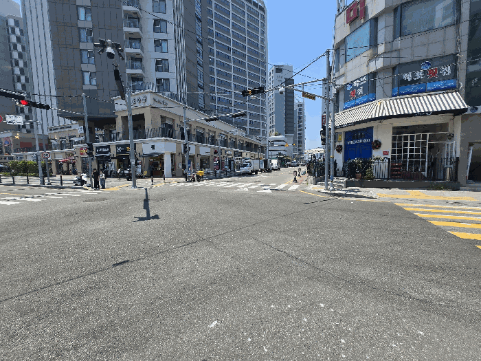 접면도로 및 주위환경