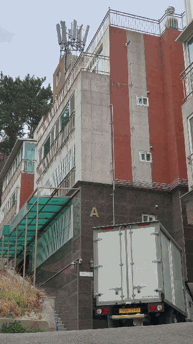본건 A동 전경