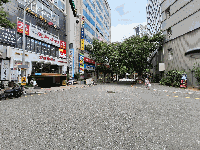 남동측 주변