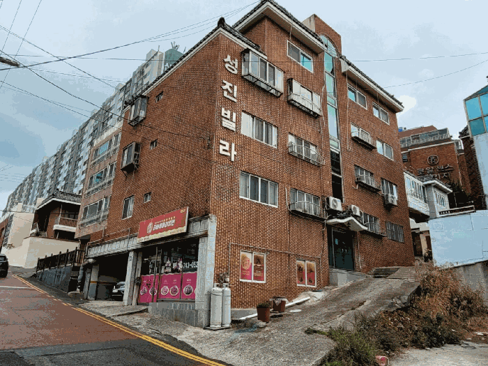 본건 전경(남서에서 북동으로)