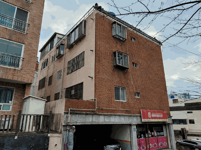 본건 전경(북서에서 남동으로)