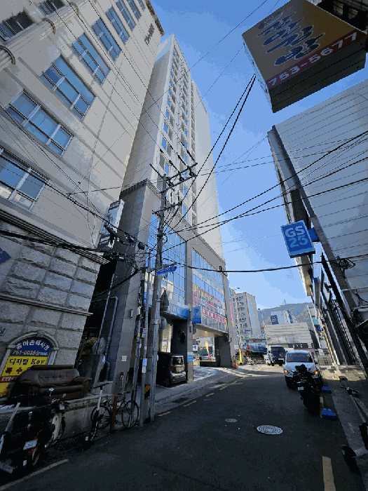 본건 북동측에서 촬영