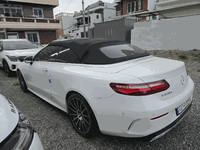 본건 측면