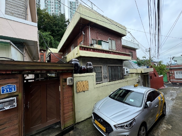 본건 동측에서