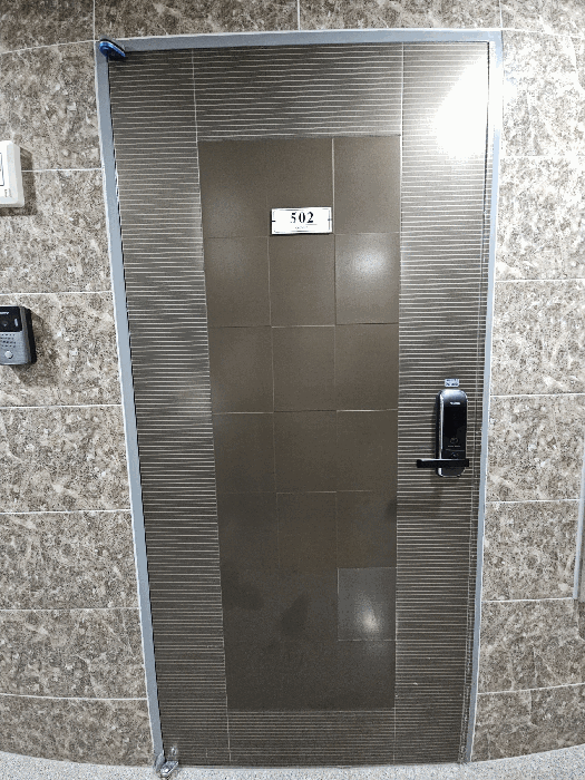 기호 1 세대 현관