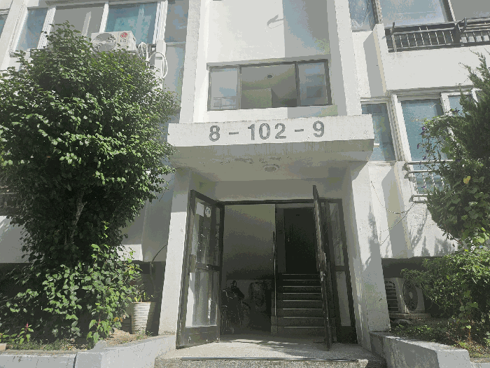 2동(현칭:102동) 8,9호 출입구