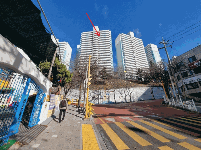 본건 주위전경 : 서=>동