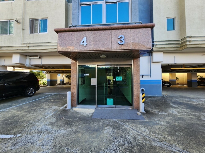 입구
