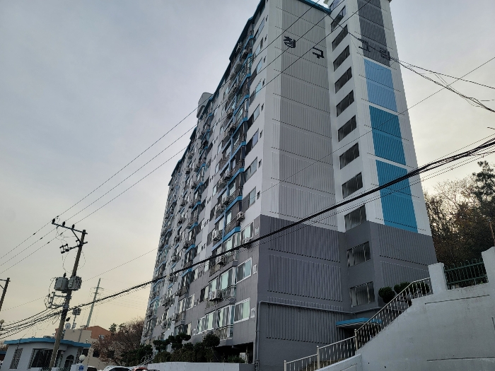 본건(7층 704호) 전경