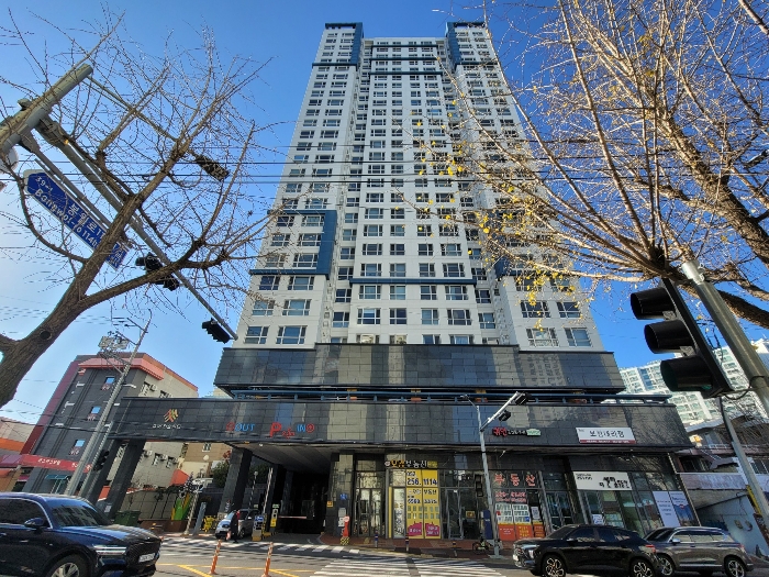 본건(4층 409호) 전경