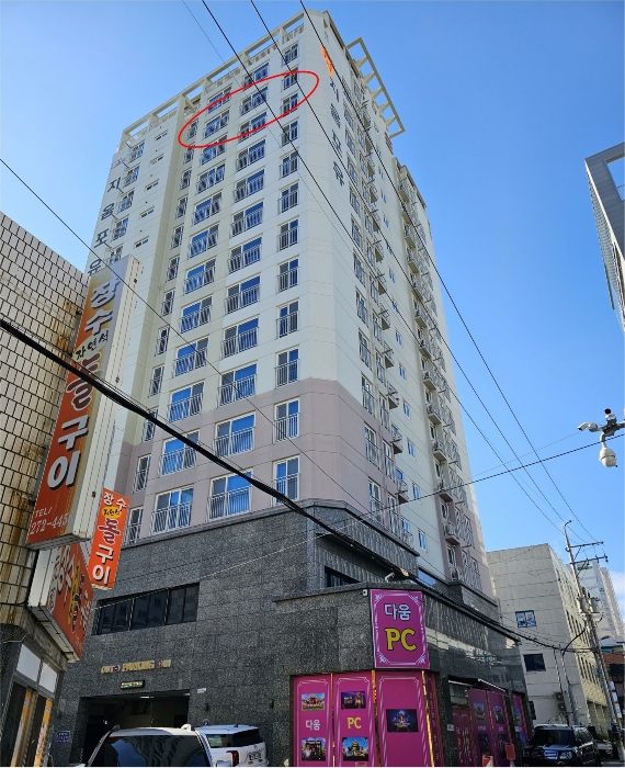 본건