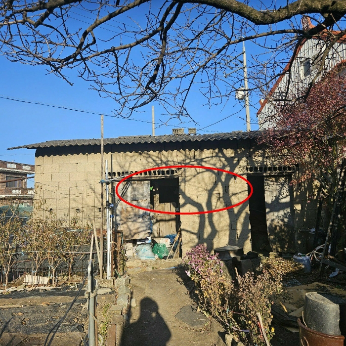 제시외건물(ㄱ)(남서측에서 촬영)