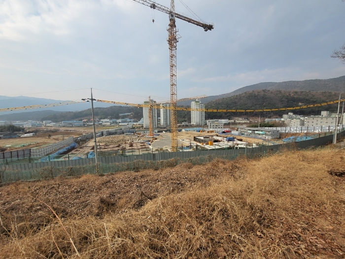 기호(1-49) 단지 외부전경(남동측에서 촬영)