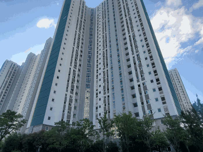 본건(113동 6층 605호) 전경