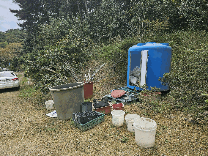 ㄴ: FRP 창고 (이동가능한 물건)